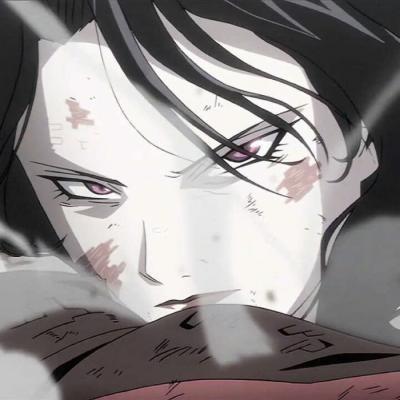 公园散步遇到眼镜蛇小猫挺身而出